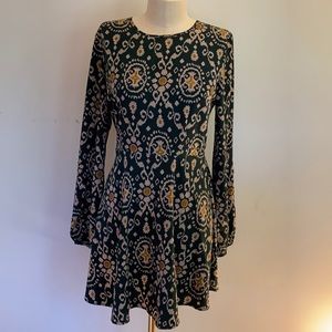 Forever 21 Mini Dress Long Sleeve Black/ Dark Green Size M
